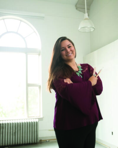 Nebraska Wesleyan junior Angel Geller will spend the spring semester in New Zealand where she will study art as well as create a self-published magazine that will reflect her experience as an UmonHon woman immersed in a different indigenous culture. 